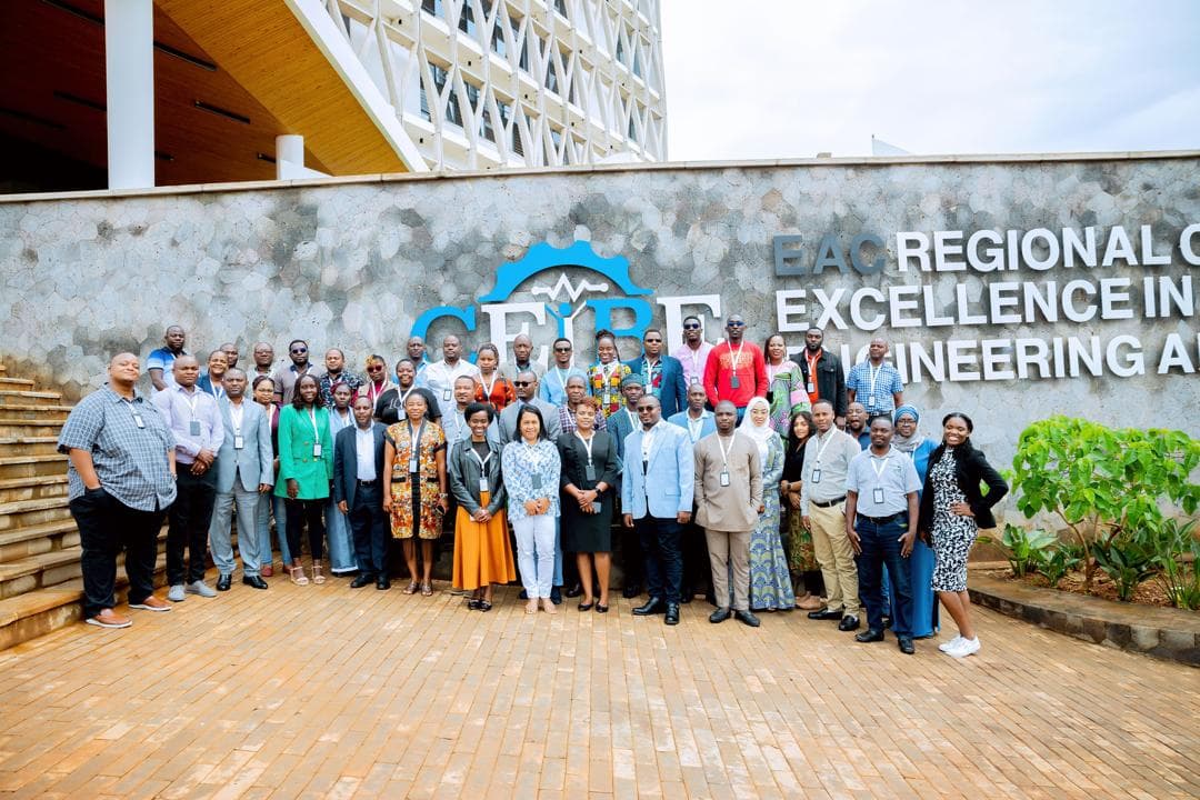Participants at the course venue